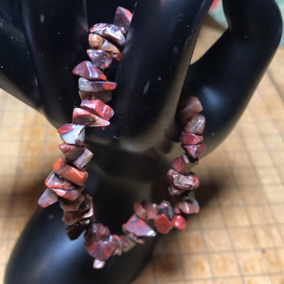 Semiprecious Red Mixed Tone Jasper Stone Nugget Chip 7” Bracelet Elastic EVC - Picture 7 of 7
